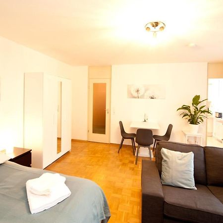Studio Apartment - Zentral Mit Parkplatz - Balkon Bayreuth Exterior photo
